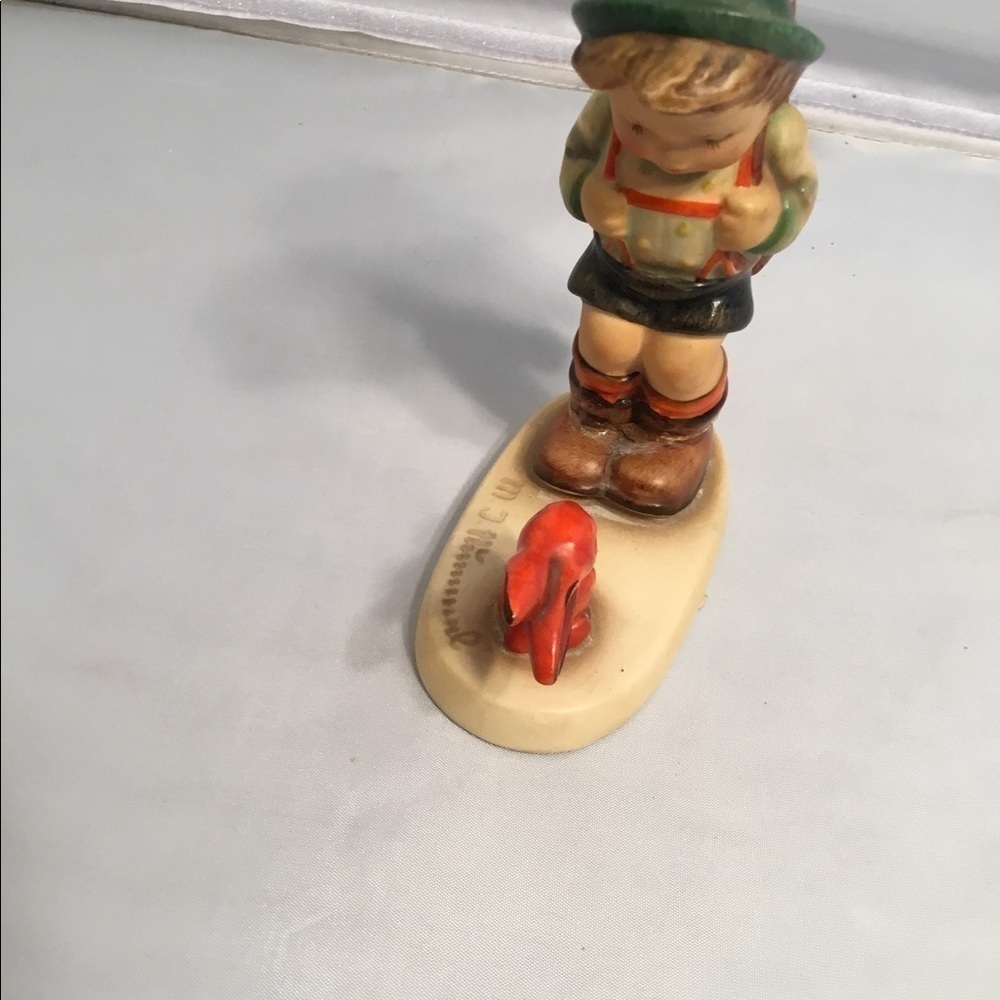 Goebel HUMMEL THE SENSITIVE HUNTER RARE COLLECTIBLE‎ FIGURINE NUMBER 6/0